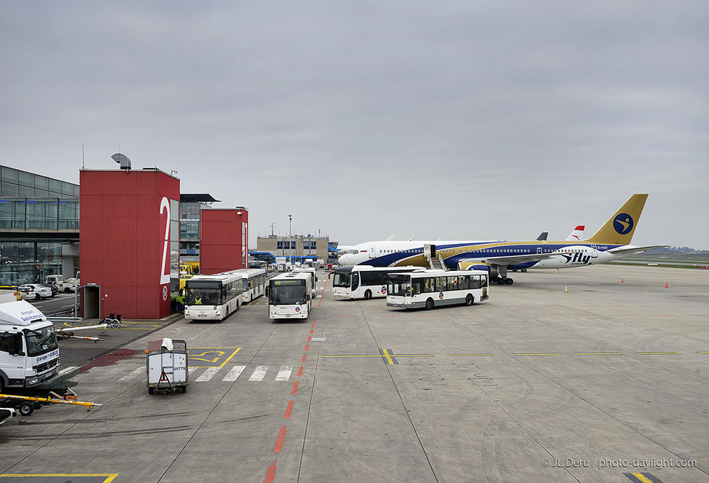 Liege airport 2016-04-02